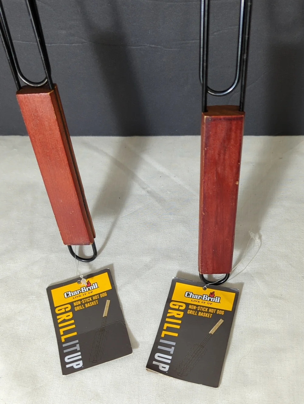 2 Sets Char-Broil Grill It Up Double Hot Dog Grill Baskets - Red Wood Handles